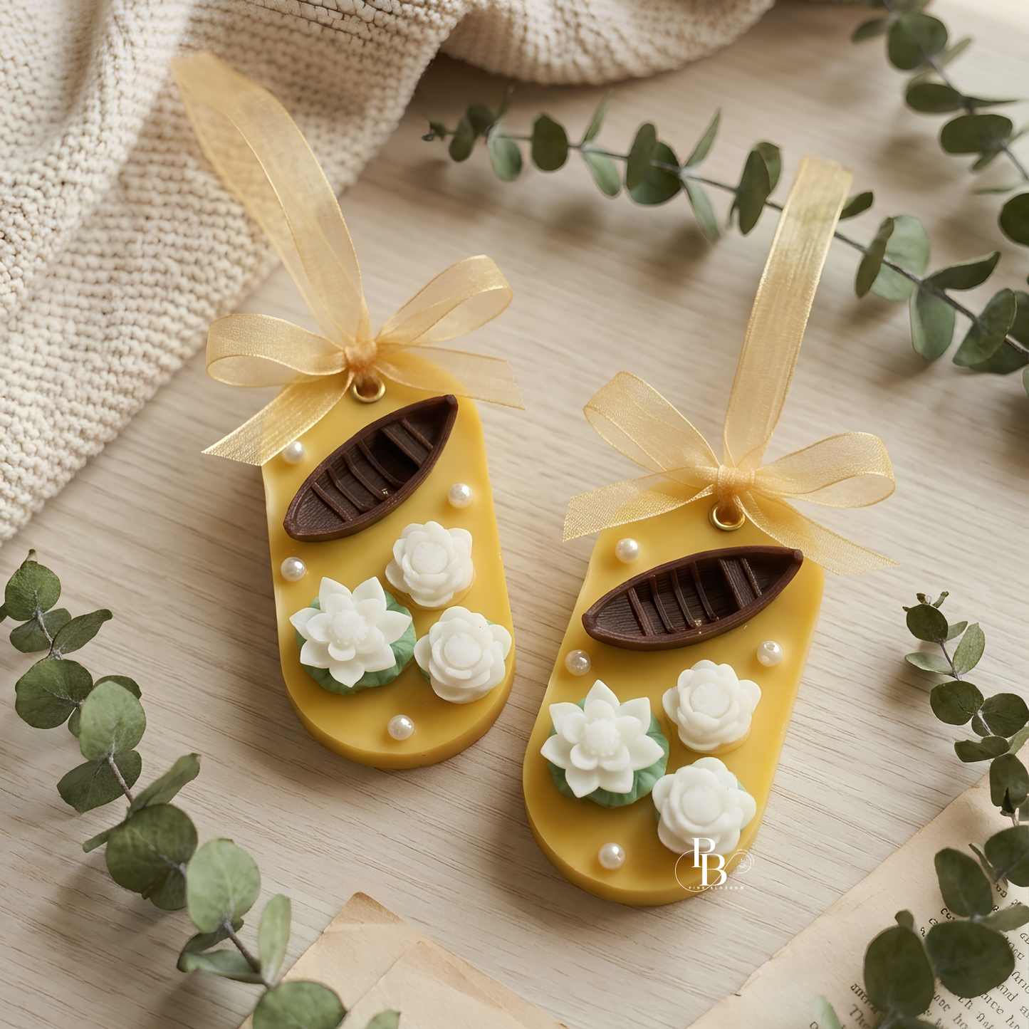 Golden Lotus Serenity Aroma Sachet™ | Luxury Handmade Soy Wax Freshener