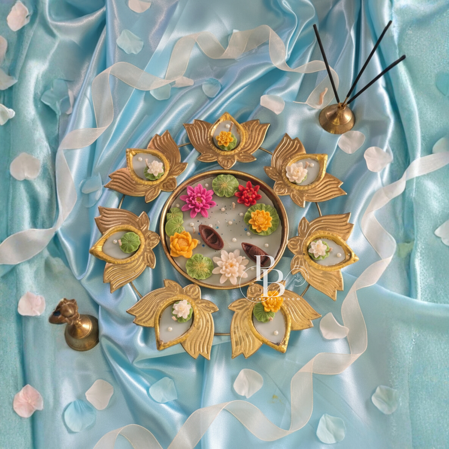 Luxury Lotus & Flower Floating Urli Candle