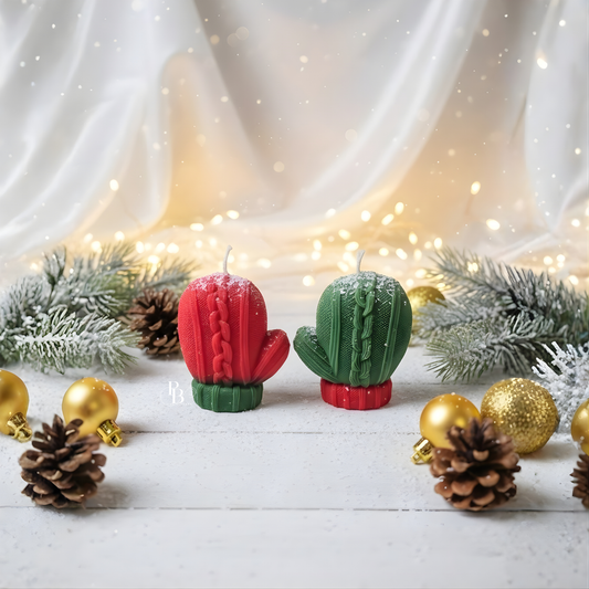 Christmas Mitten Scented Candle Set