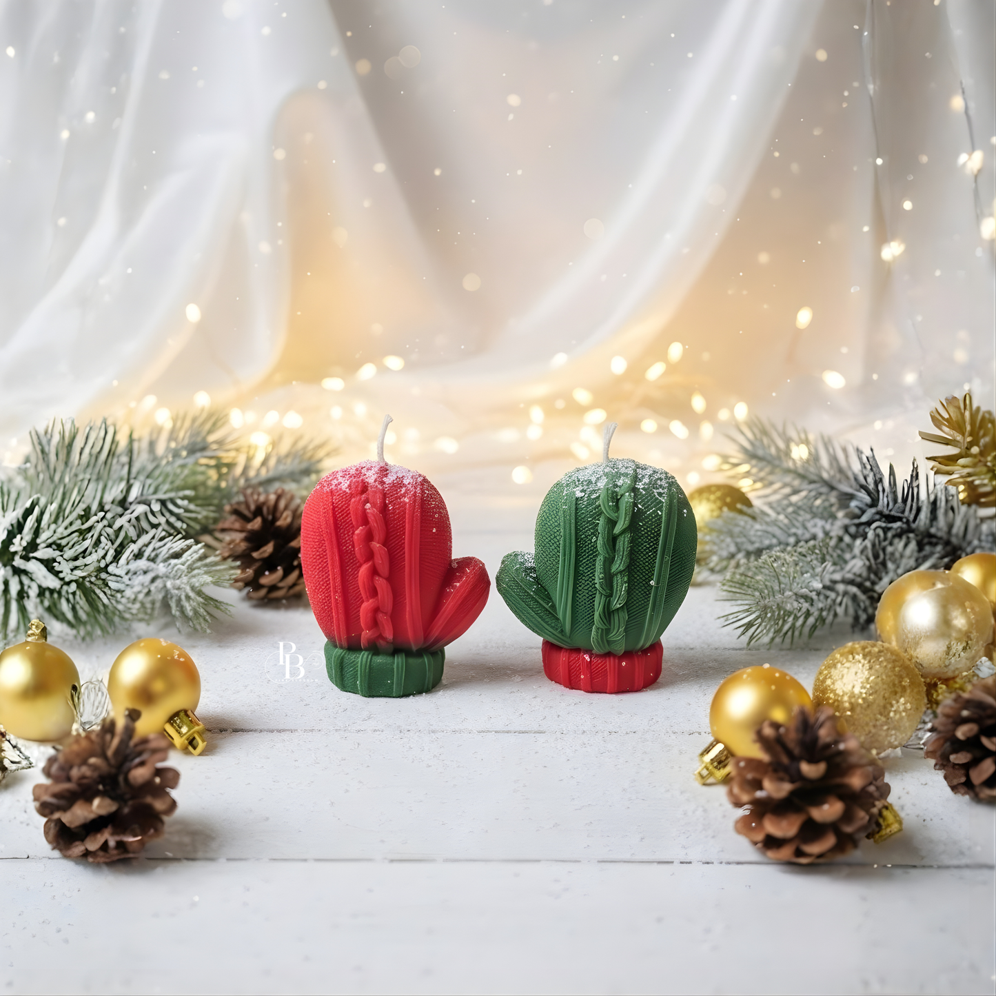 Christmas Mitten Scented Candle Set