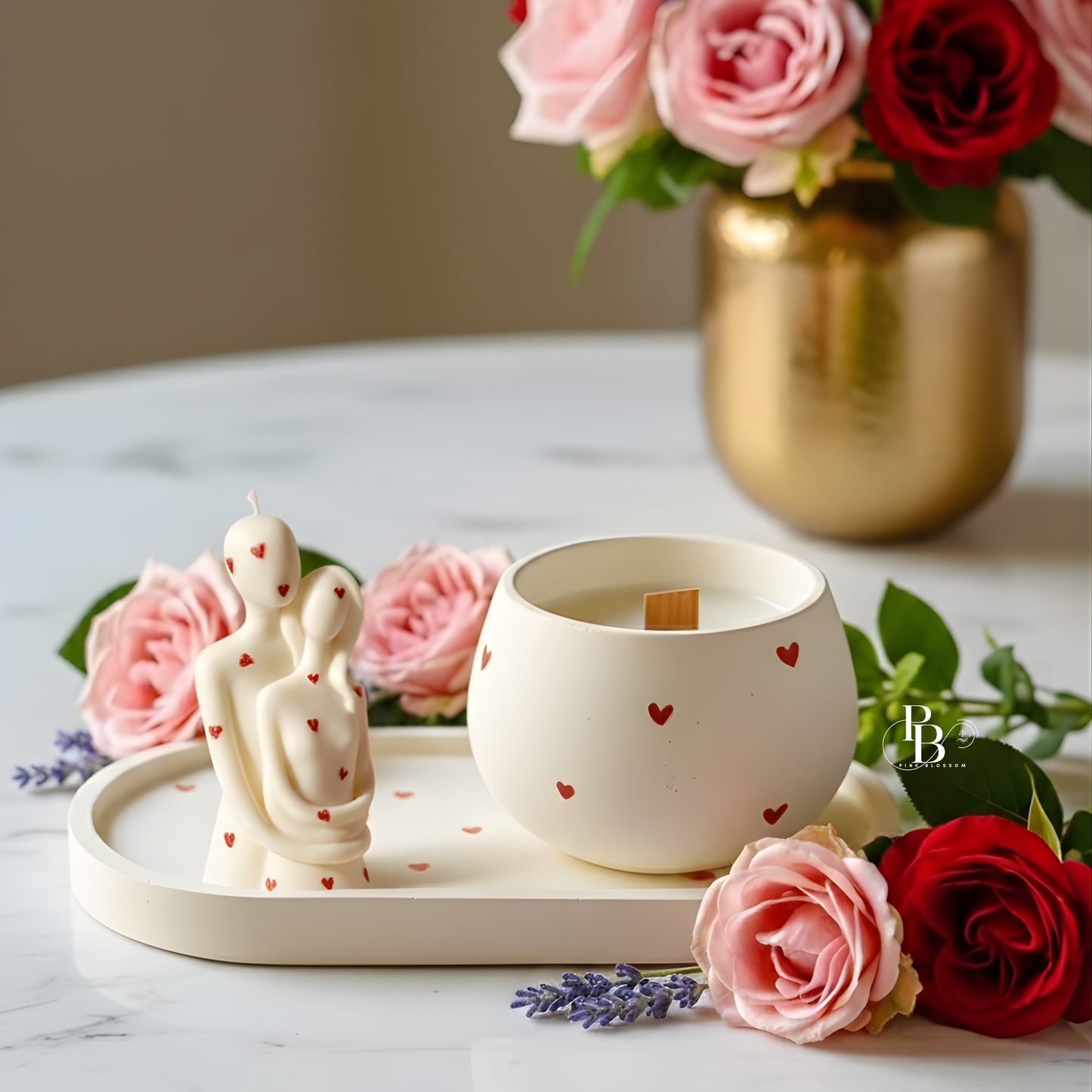 Romantic Couple Sculpture Soy Candle Set – Luxury Handmade Valentine Gift