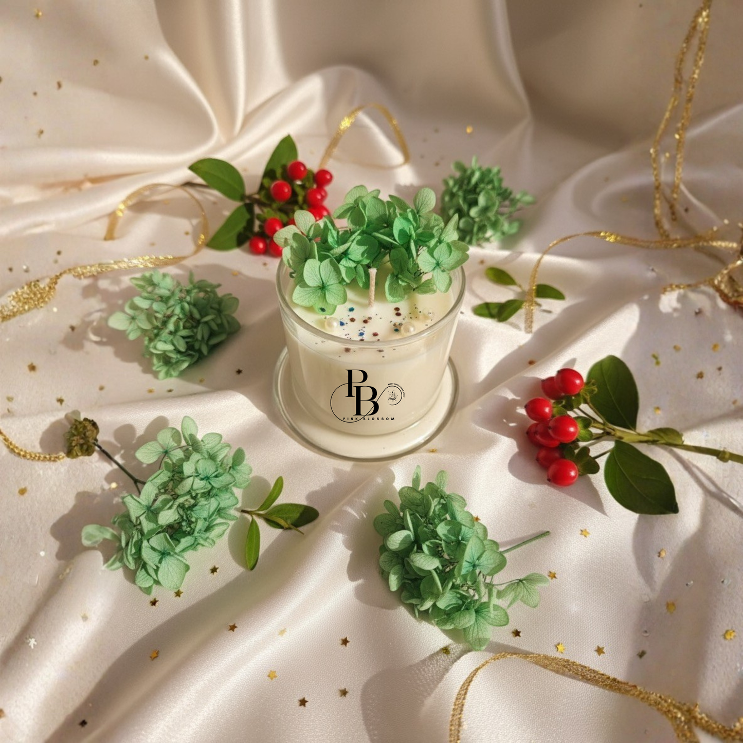 Premium Luxury Scented Candle with Glass Cloche