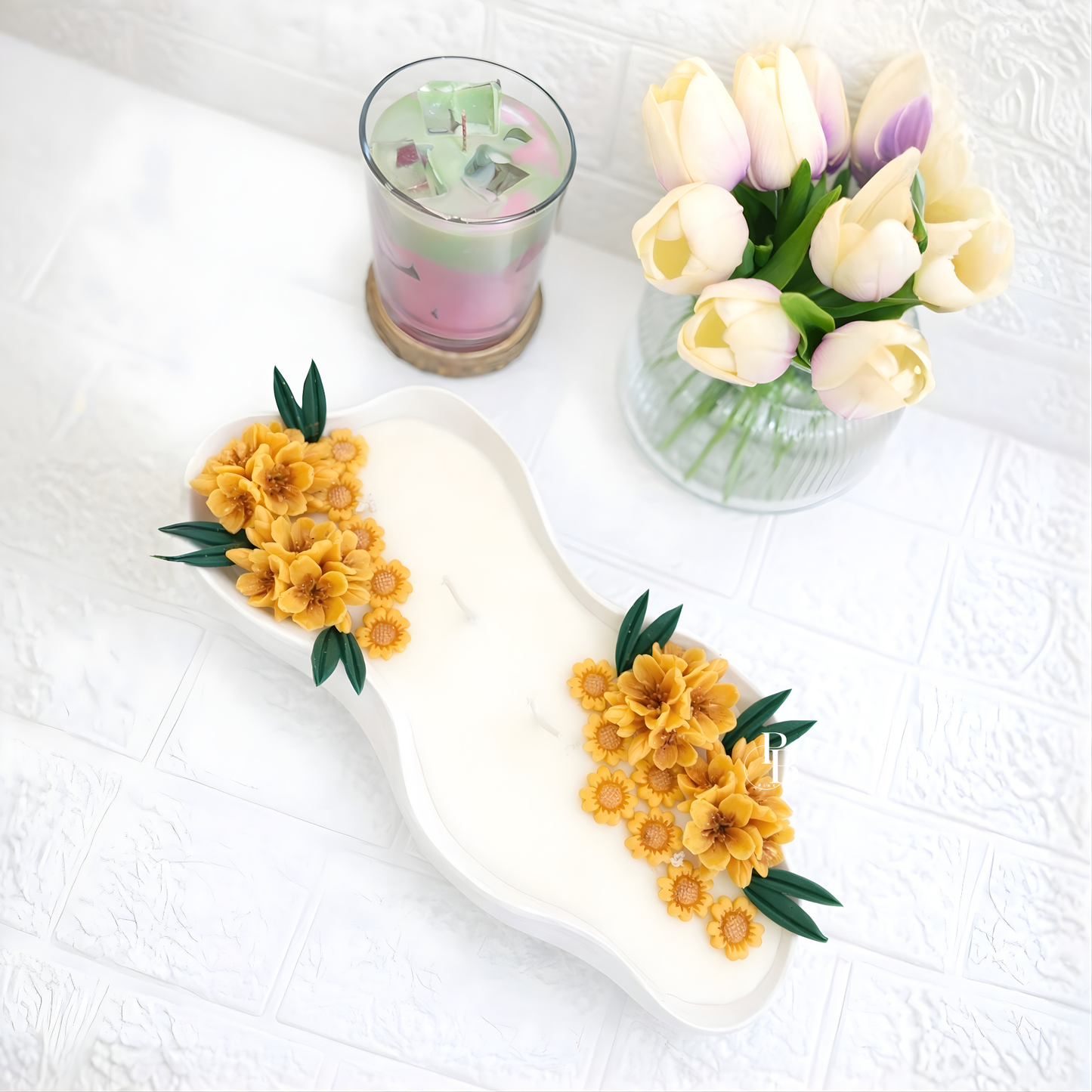 Luxury Floral Sculpted Candle