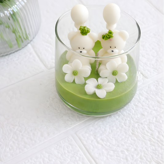 Cute Teddy Bear Floral Candle in Glass Jar – Handmade Aesthetic Soy Wax Candle | Luxury Home Decor Gift | Unique Romantic & Birthday Gift