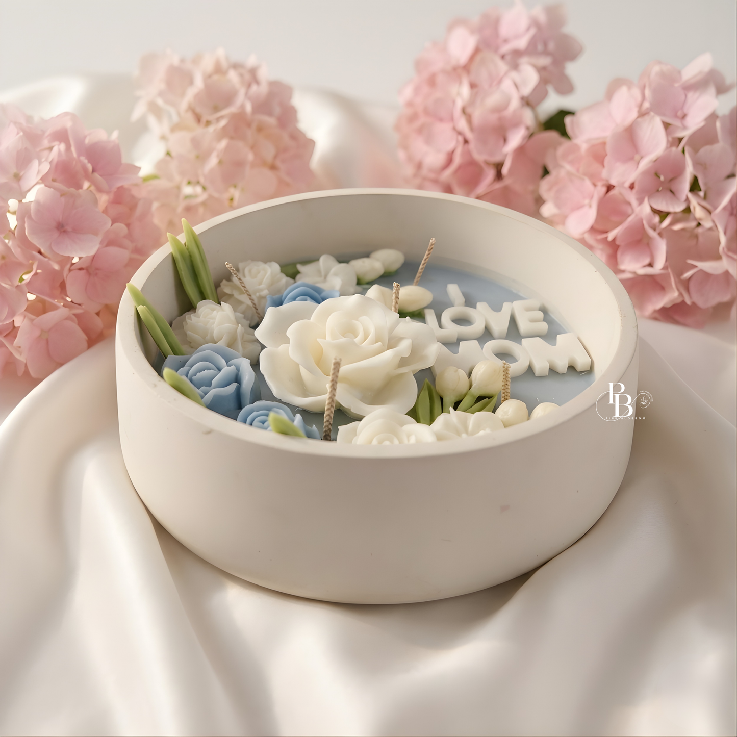 Luxury Floral Mother’s Day Candle Gift