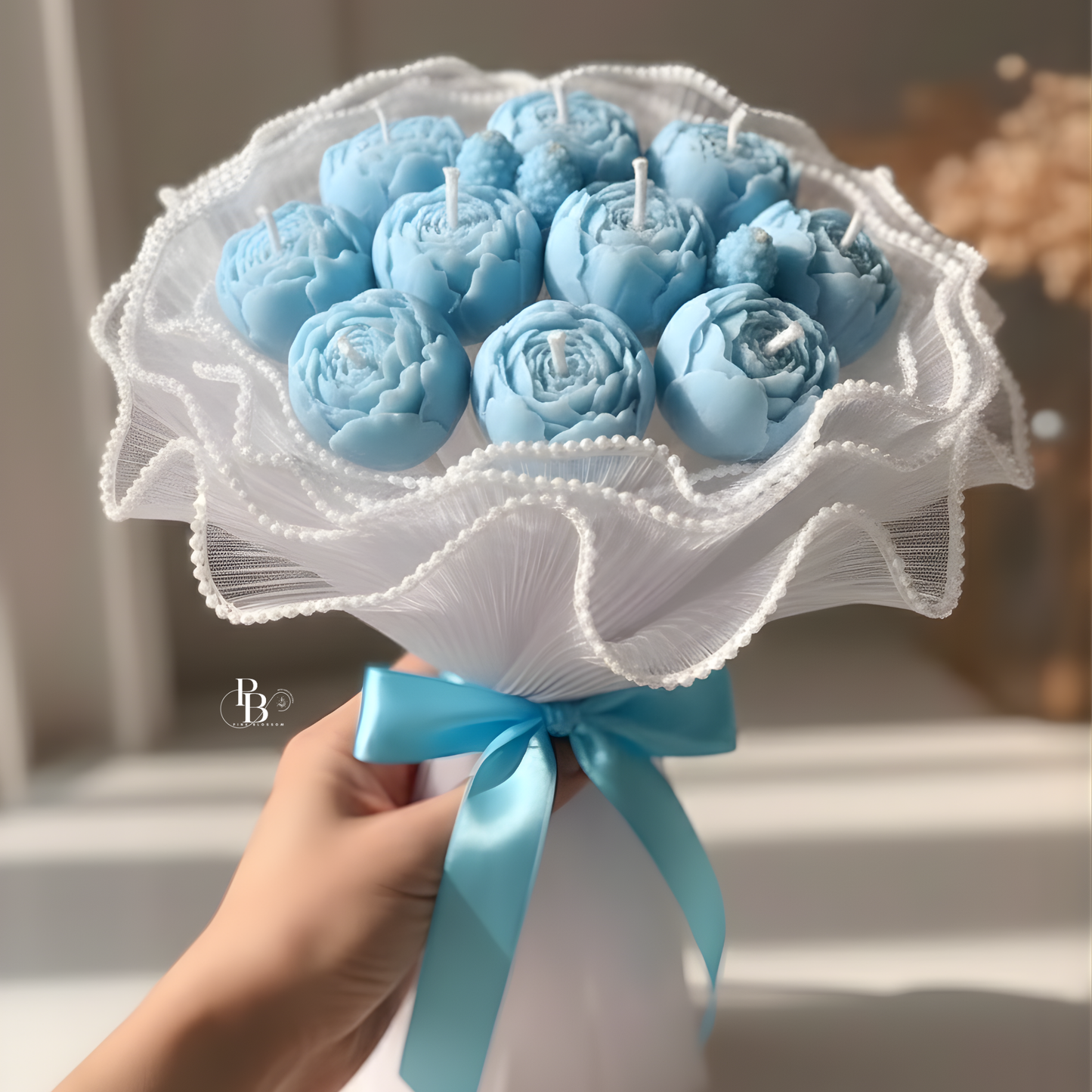 Luxury Blue Rose Bouquet Candle