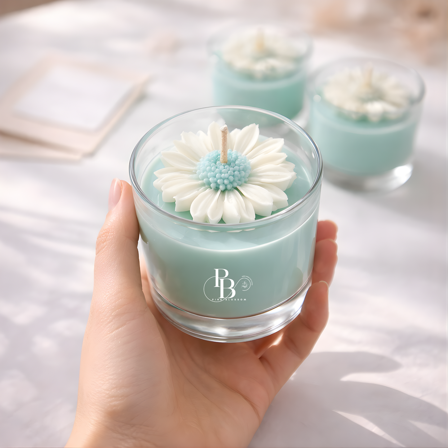 Handmade Daisy Flower Candle in Glass Jar | Luxury Soy Wax Decorative Candle | Aesthetic Gift Candle for Home Décor